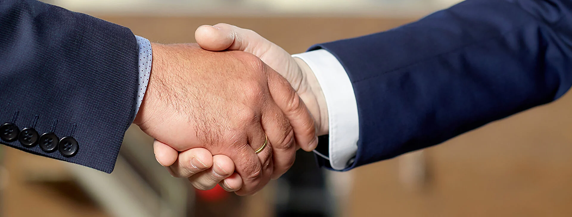 Eén klik volstaat om uitgebreide informatie over REYM te krijgen